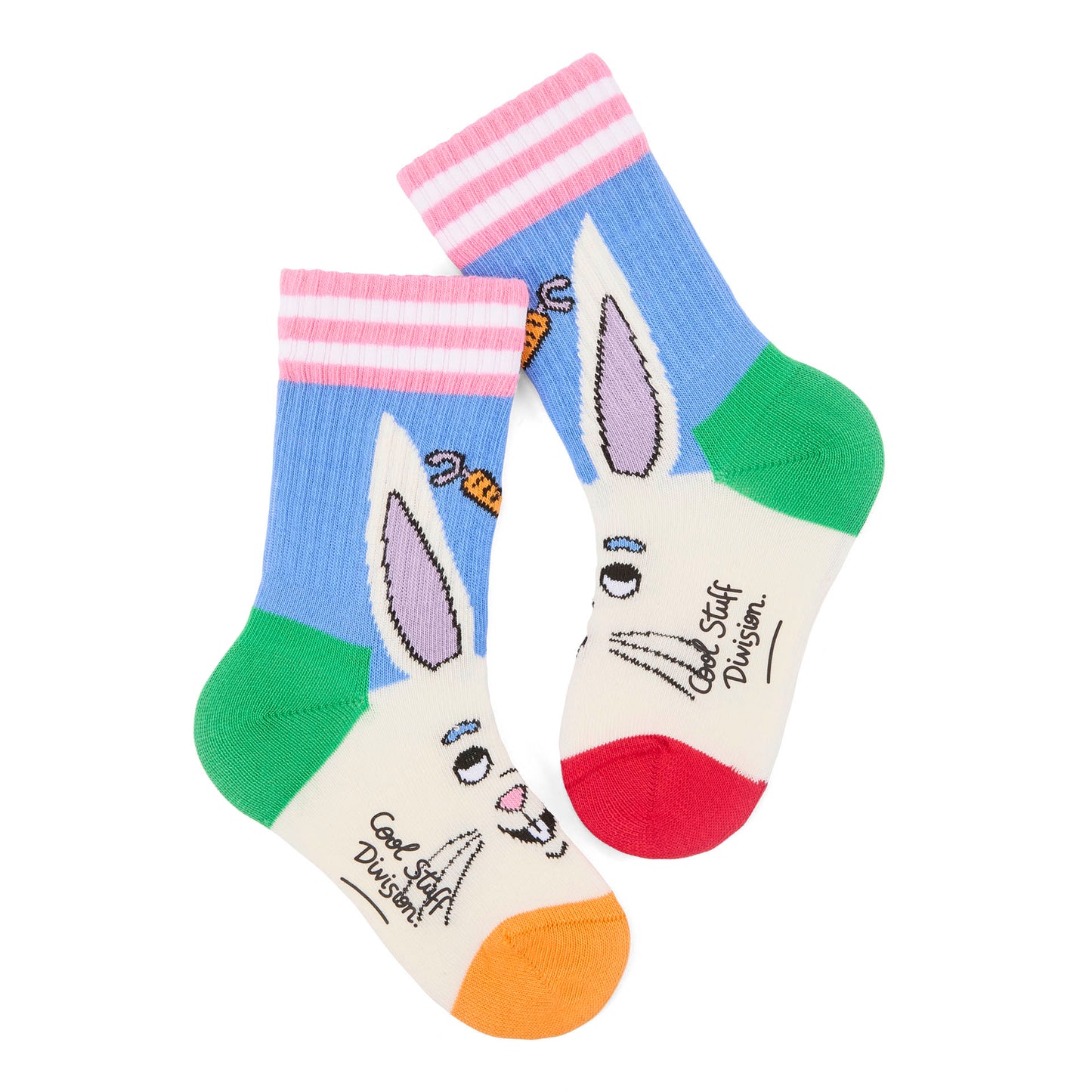 Paire de chaussettes pour enfant motif mascotte lapin, talons et pointes contrastés rouge et orange, haut de la tige à rayures roses – vue à plat