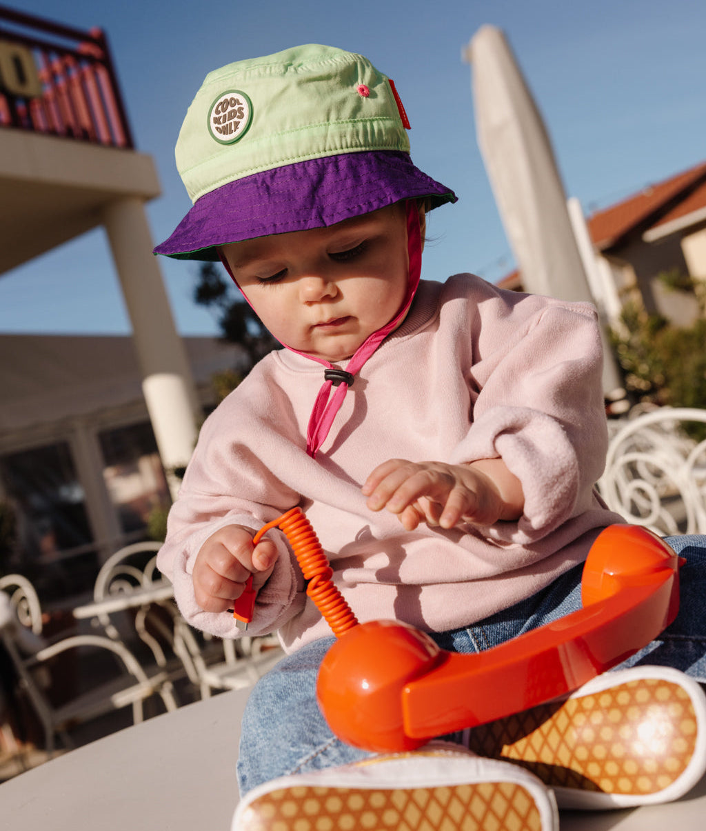 Bob enfant vert violet cordon rose broderie Hello Hossy