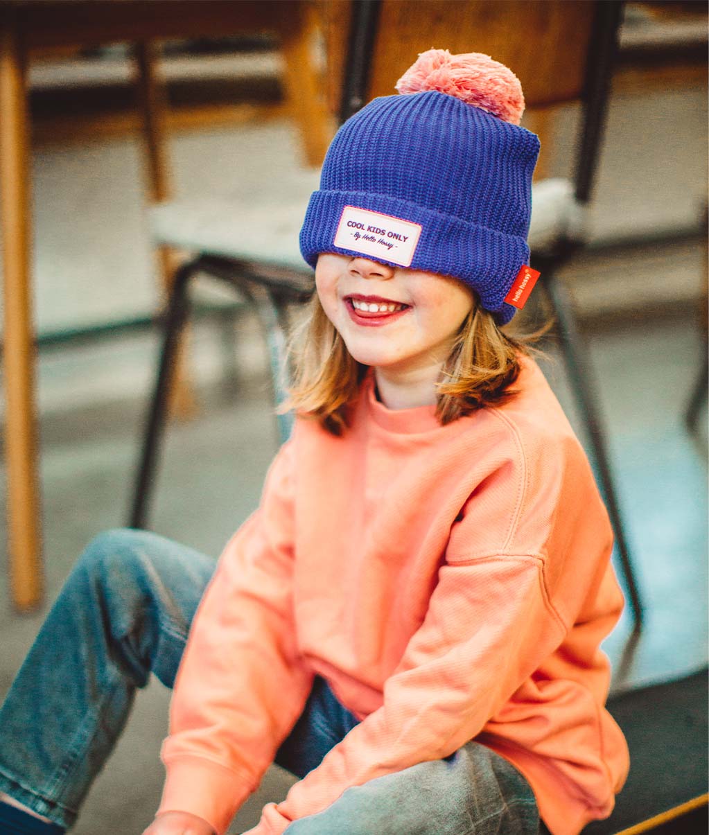 Bonnet Enfants Color Block Açaï, avec pompon, doublure polaire, coton biologique, dès 9 mois, Cool Kids Only !