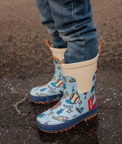 Botas de agua infantiles azules con estampados deportivos y suela antideslizante Hello Hossy