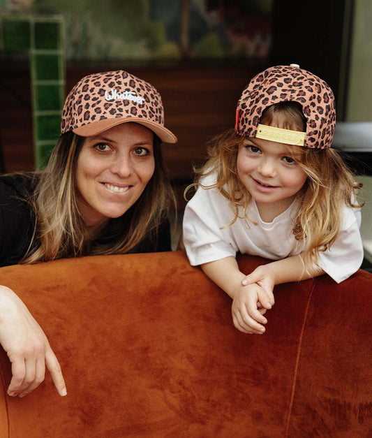 Casquette Mamans-Enfants Léopard #8, visière courbée, matchy-matchy, éco-responsable, dès 9 mois, Cool Kids Only !