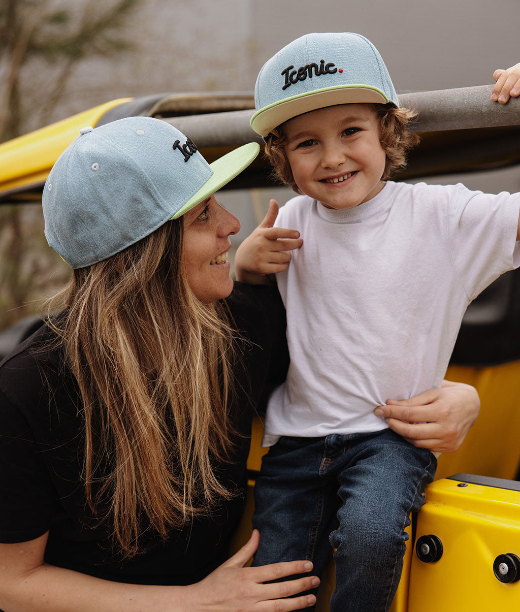 Casquette Parents-Enfants Jean Iconic, visière plate, coton biologique, certifiée Oeko-Tex, dès 9 mois, Cool Kids Only !