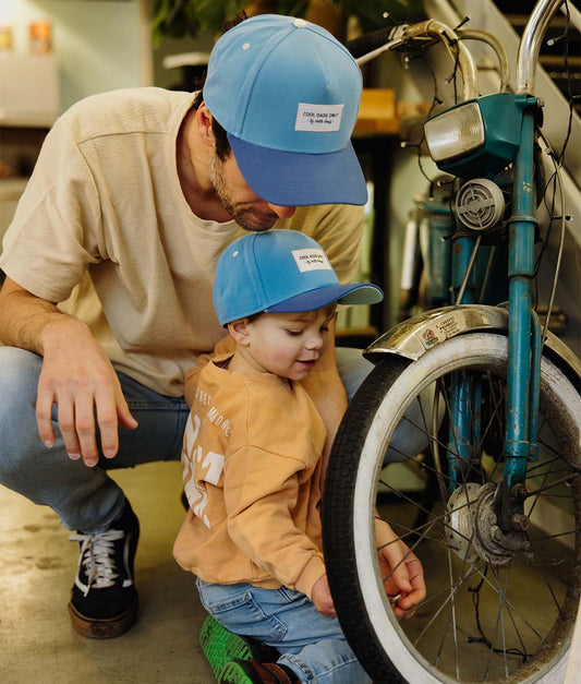 Casquette Parents-Enfants Mini Dive, visière courbée, 100% coton biologique, matchy-matchy, dès 9 mois, Cool Kids Only !