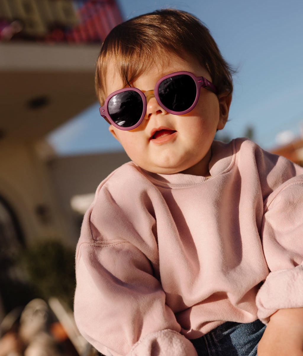 Gafas de sol niño violeta forma redondeada talla bebé Hello Hossy