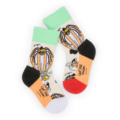 Calcetines infantiles Halloween verdes, negros y naranja con estampados de globos aerostáticos Hello Hossy