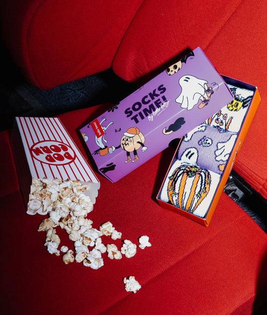 Pack de calcetines infantiles con estampados de Halloween coloridos en caja Hello Hossy