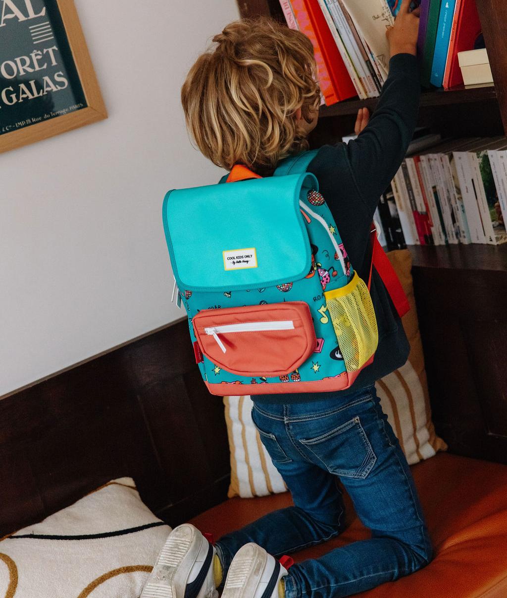 Mochila infantil verde coral motivo animales Hello Hossy