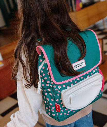Mochila infantil verde motivo flores rosa funda blanco Hello Hossy