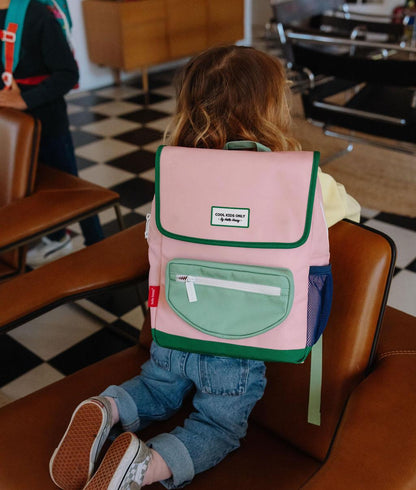 Mochila infantil rosa bolsillo verde Hello Hossy