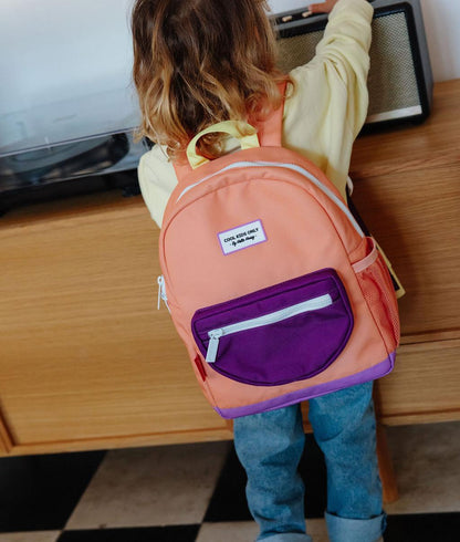 Mochila infantil naranja bolsillo Violette Hello Hossy