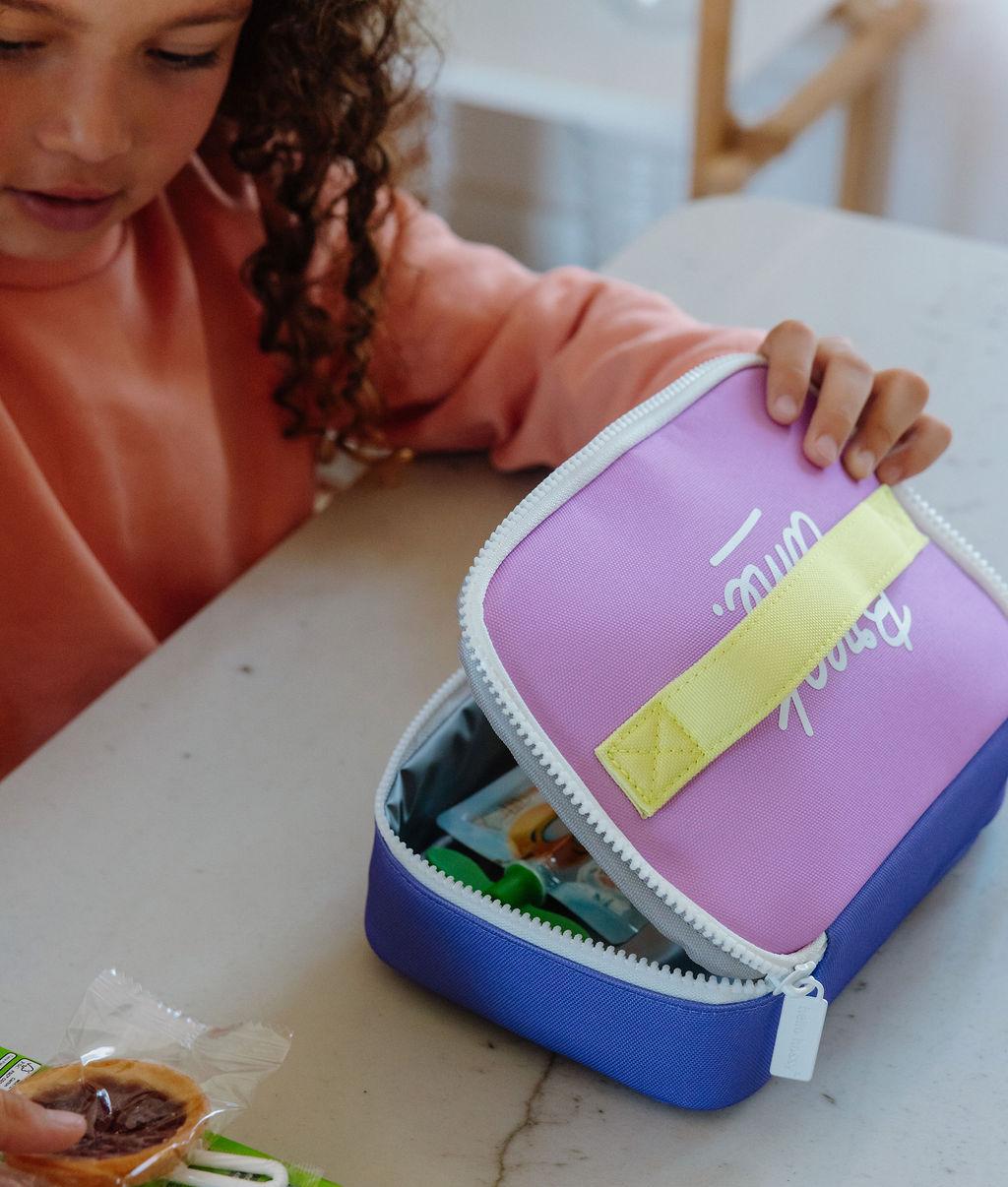 Bolsa de Merienda infantil violeta detalles amarillos apertura con cremallera Hello Hossy
