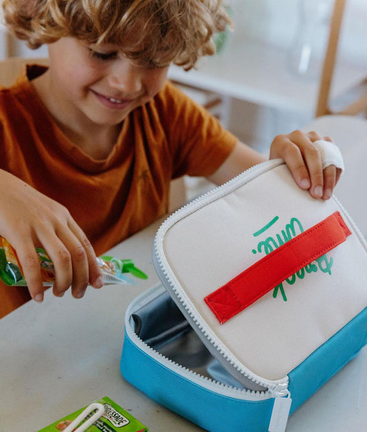 Bolsa de Merienda infantil azul blanco asa roja inscripción verde Hello Hossy