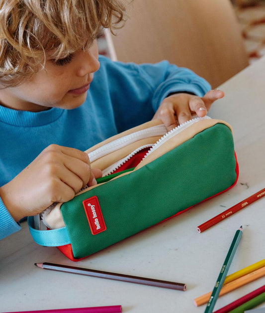 Estuche Escolar infantil verde rojo forma rectangular Hello Hossy